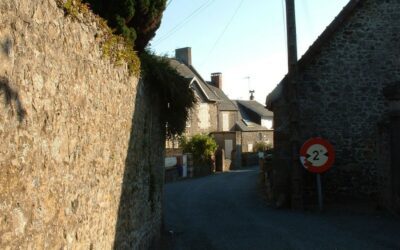 La rue d’Agon et le vieux Agon, Agon-Coutainville, Manche, Basse-Normandie
